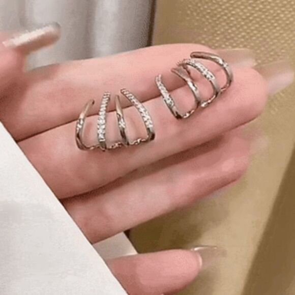 Riley Watson Solo Symphony Earrings - Gold / 4 Layers - Diamond! - Picture 2 of 5